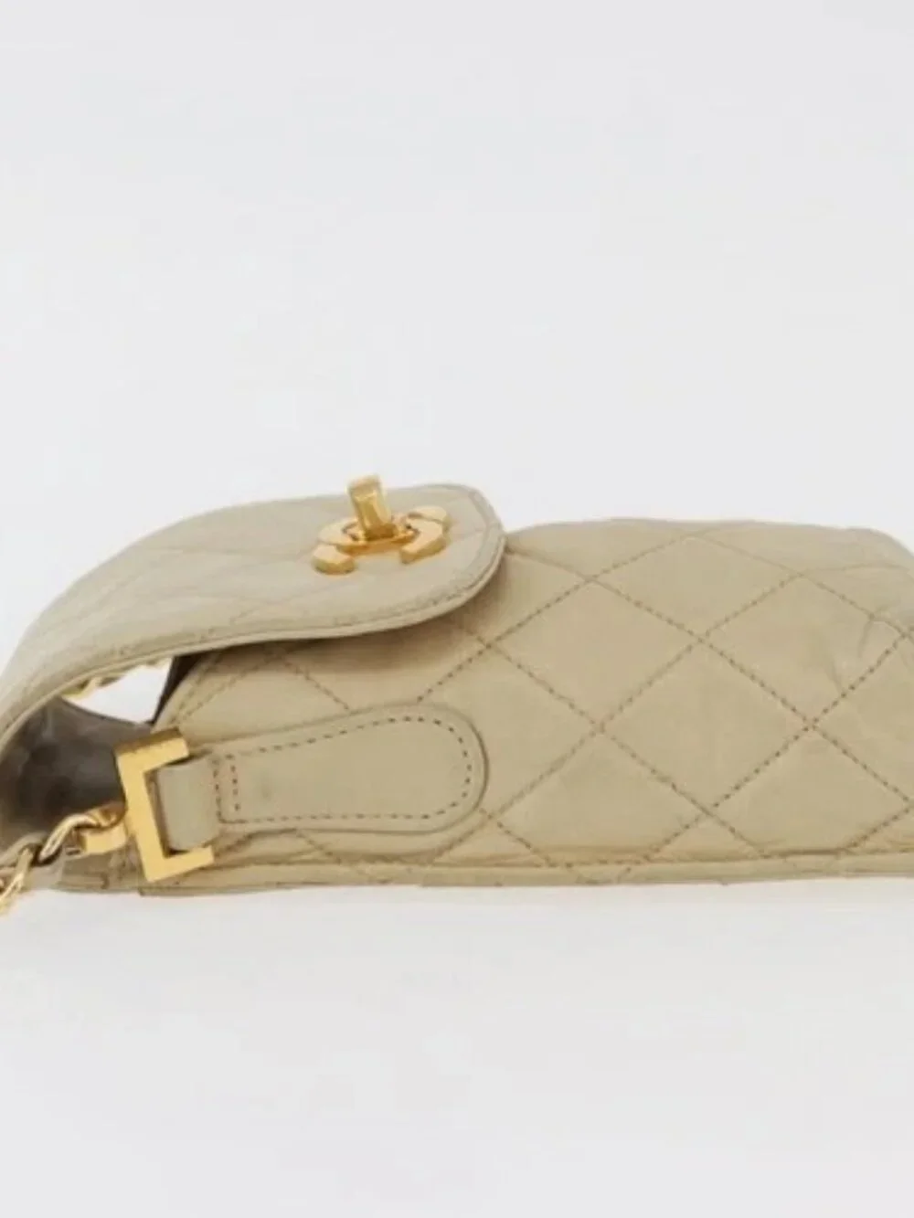 CHANEL Matelasse Chain Shoulder Bag Lamb Skin Beige Gold CC Auth 179876A